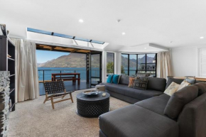Beacon Lakeside Luxury 908 - 2 Bedroom